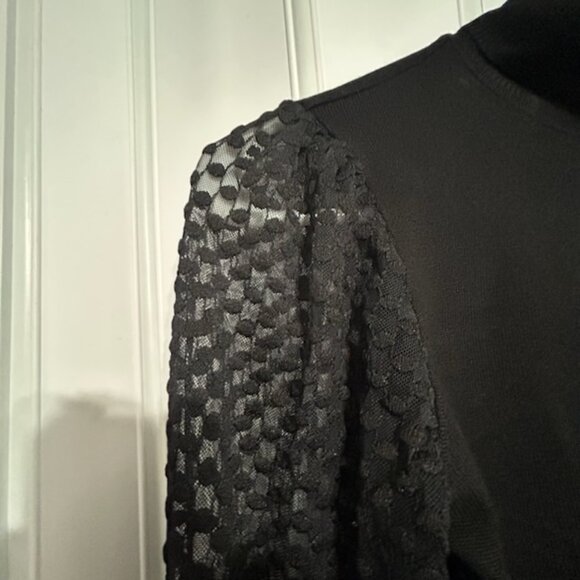 Fashion Nova Turtleneck Top - Size Small - Picture 2 of 5